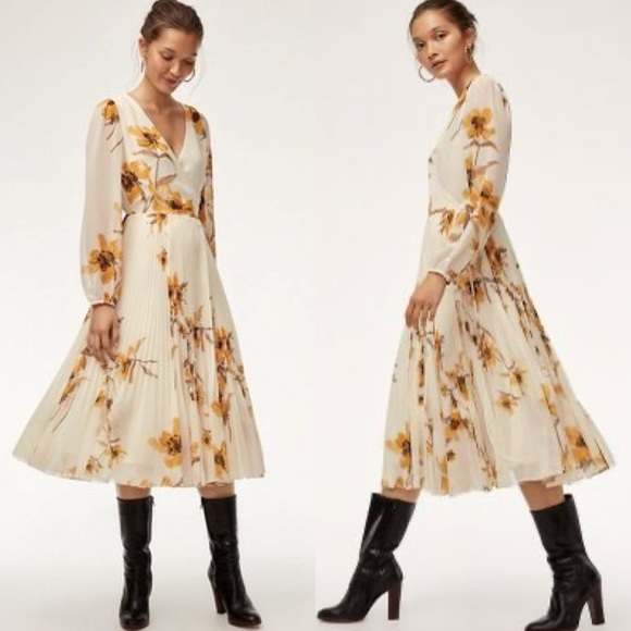 Aritzia Dresses & Skirts - Aritzia Wilfred Beaune Long Sleeve Wrap Midi Dress